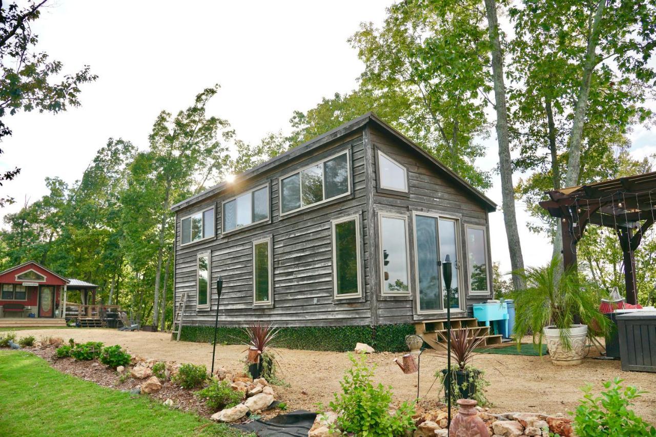 The Gemini-A Dreamy, Waterfront Tiny Cabin Rogersville ภายนอก รูปภาพ